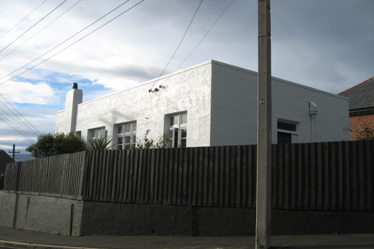 Photo of property in 19 Cliffs Road, Saint Clair, Dunedin, 9012