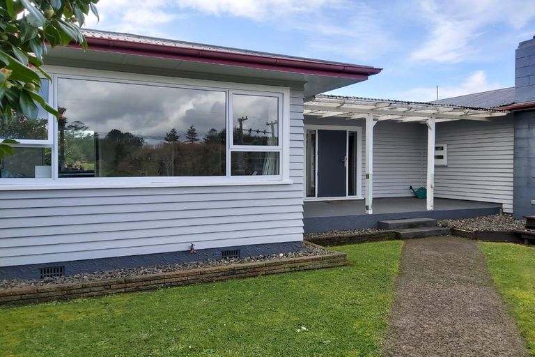 Photo of property in 353 Tukapa Street, Hurdon, New Plymouth, 4310