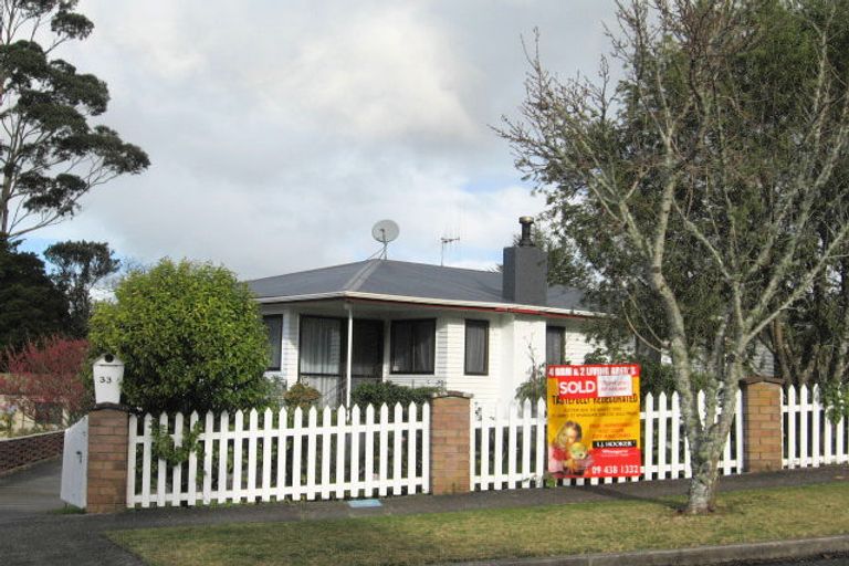 Photo of property in 35 Tuatara Drive, Te Kamo, Whangarei, 0112
