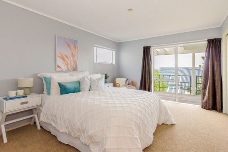 Photo of property in 18 Kohutuhutu Road, Raumati Beach, Paraparaumu, 5032