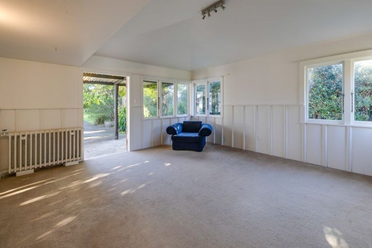 Photo of property in 11 Leyland Road, Te Awanga, 4102