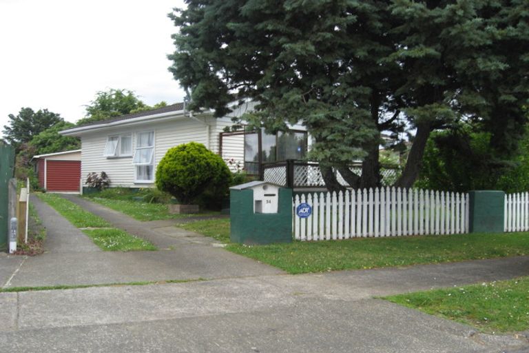 Photo of property in 34 Cape Road, Mangere, Auckland, 2022