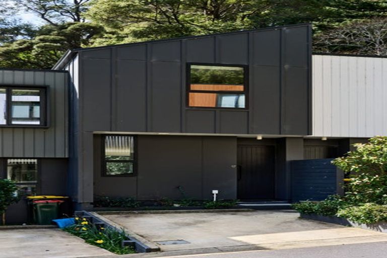 Photo of property in 17 Rato Rise, Waiwhetu, Lower Hutt, 5010