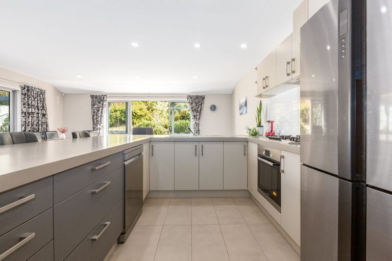 Photo of property in 17 Kaimai Place, Aotea, Porirua, 5024