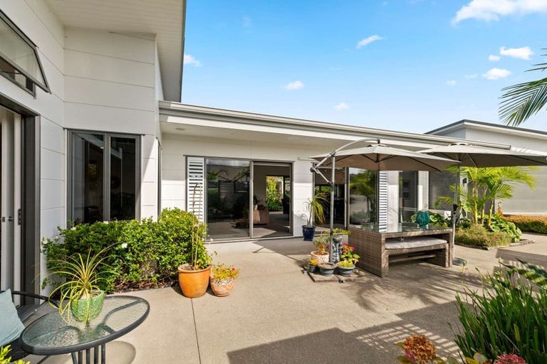 Photo of property in 20 Mcneish Place, Pokeno, 2402