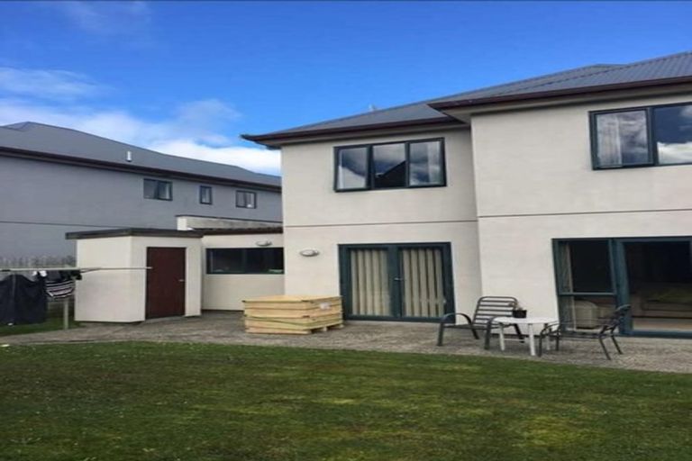 Photo of property in 4 Vicente Place, Oteha, Auckland, 0632