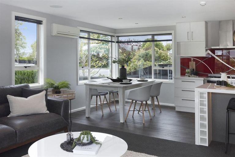 Photo of property in 20 Daniels Road, Redwood, Christchurch, 8051