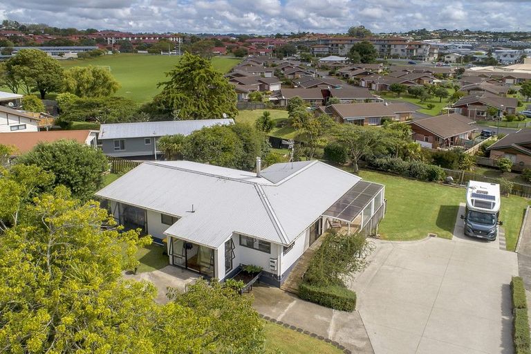 Photo of property in 16 Bay Vista Drive, Red Beach, 0932