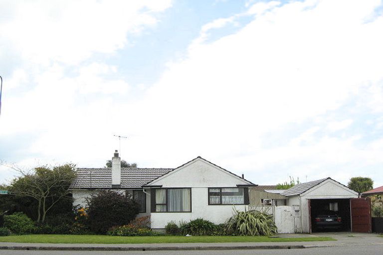 Photo of property in 92 Blackett Street, Rangiora, 7400