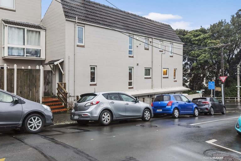 Photo of property in 4 Cottleville Terrace, Thorndon, Wellington, 6011