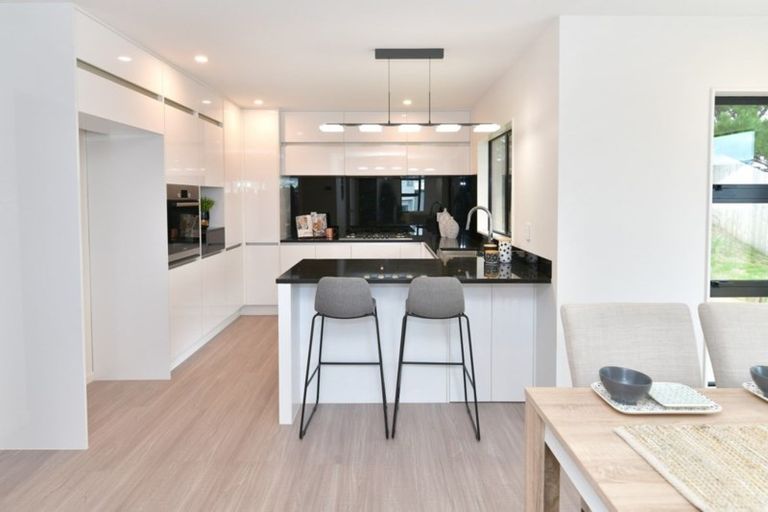 Photo of property in 46 Resolution Drive, Gulf Harbour, Whangaparaoa, 0930