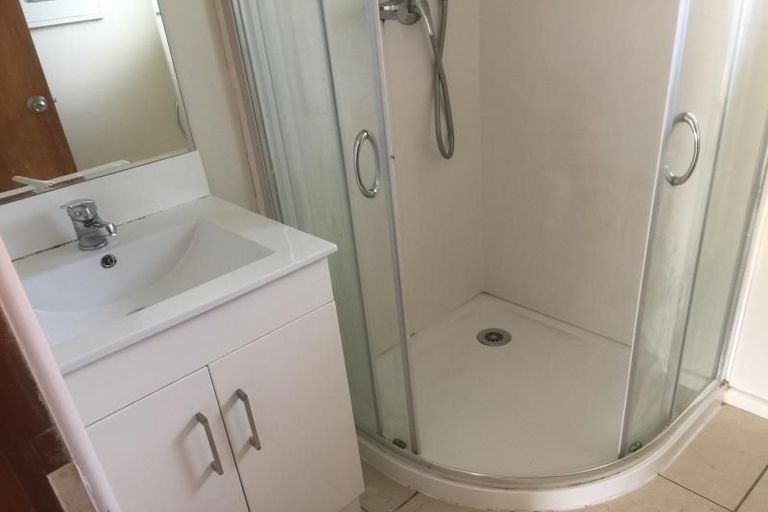 Photo of property in 348 Blenheim Road, Upper Riccarton, Christchurch, 8041