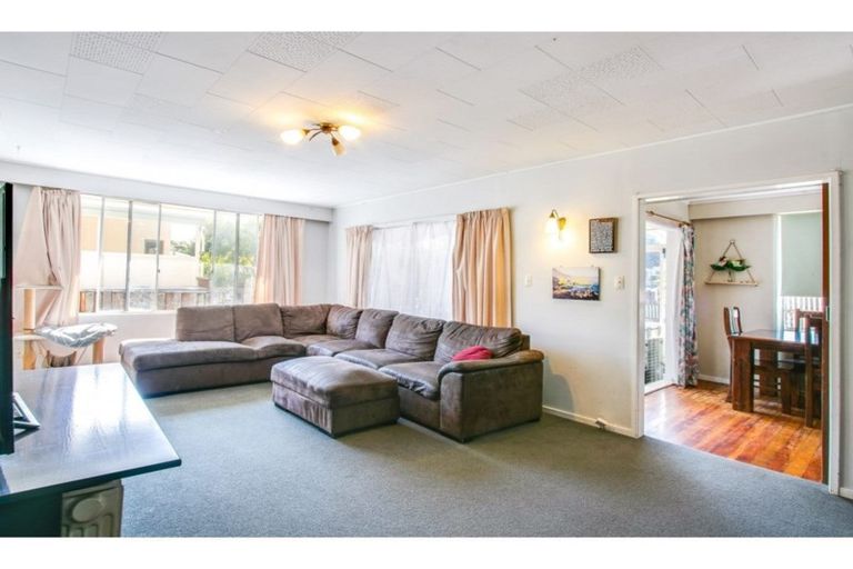 Photo of property in 68 Middle Road, Havelock North, 4130