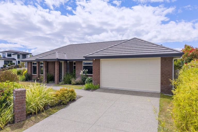 Photo of property in 2 Loloma Way, Wharewaka, Taupo, 3330