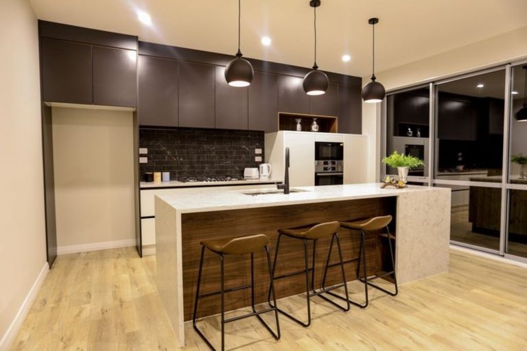 Photo of property in 237 West Hoe Heights, Orewa, 0931