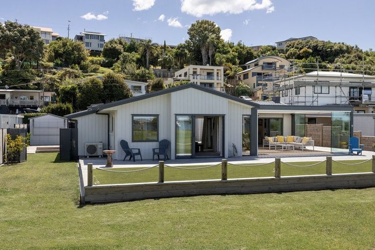 Photo of property in 26 Harbour View Road, Omokoroa, 3114