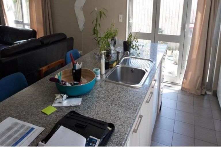 Photo of property in 27c Newnham Terrace, Upper Riccarton, Christchurch, 8041