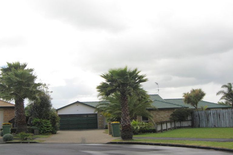 Photo of property in 9 Aristoy Close, Conifer Grove, Takanini, 2112