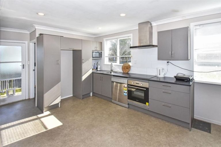 Photo of property in 31 Cargill Street, Papakura, 2110