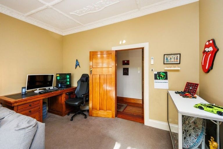 Photo of property in 292 Ruahine Street, Terrace End, Palmerston North, 4410