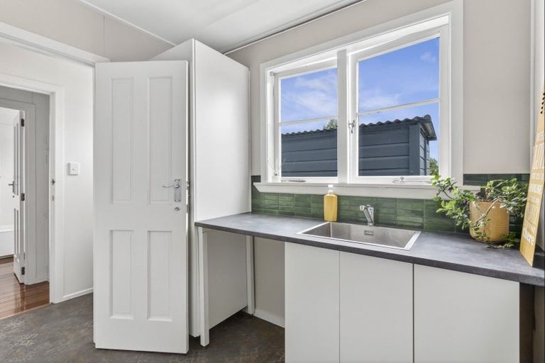 Photo of property in 42 Moore Street, Leamington, Cambridge, 3432