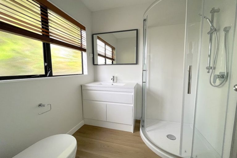 Photo of property in 2/67 Nile Road, Milford, Auckland, 0620