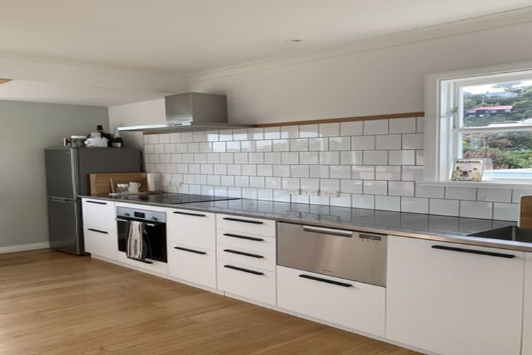 Photo of property in 14 Leveson Street, Strathmore Park, Wellington, 6022