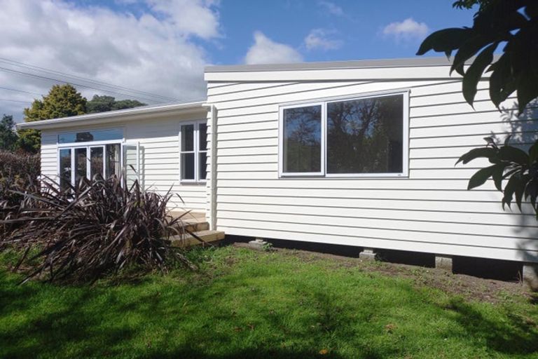 Photo of property in 44 Carthew Street, Okato, 4335