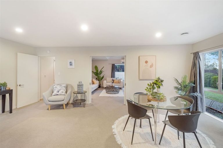 Photo of property in 5/37 Avonhead Road, Avonhead, Christchurch, 8042