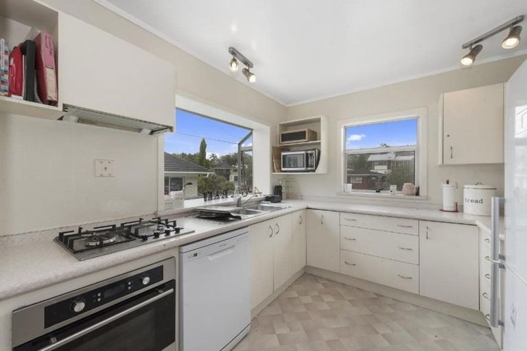 Photo of property in 37 Glendale Drive, Dinsdale, Hamilton, 3204