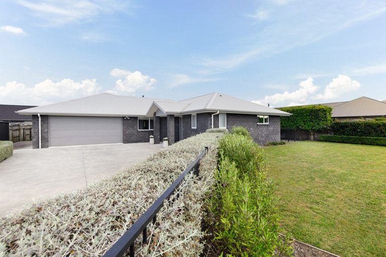 Photo of property in 81 Jarrett Terrace, Leamington, Cambridge, 3432