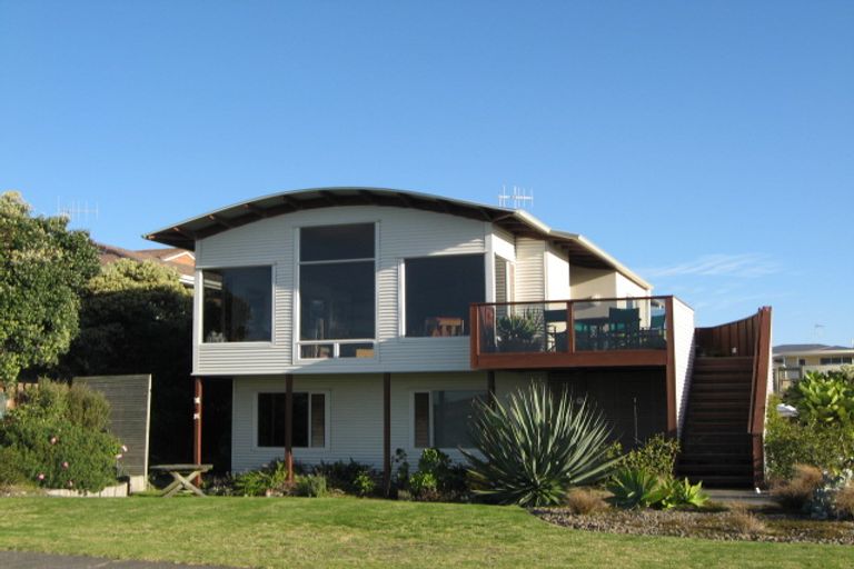 Photo of property in 348 Ocean Road, Ohope, 3121