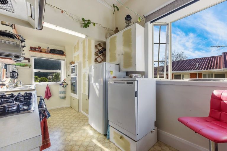 Photo of property in 83 Waikawa Road, Picton, 7220