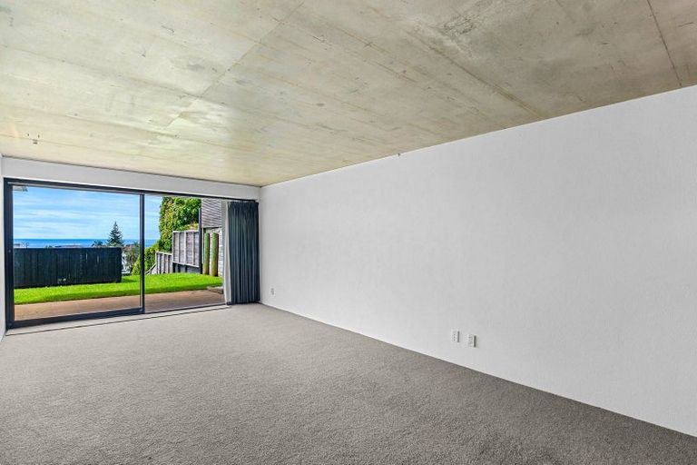 Photo of property in 1/27 Prospect Terrace, Milford, Auckland, 0620