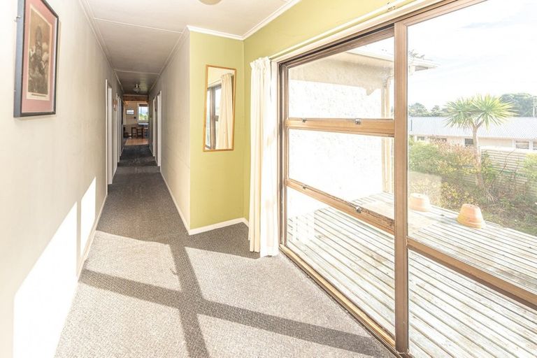 Photo of property in 43b Bamber Street, Castlecliff, Whanganui, 4501