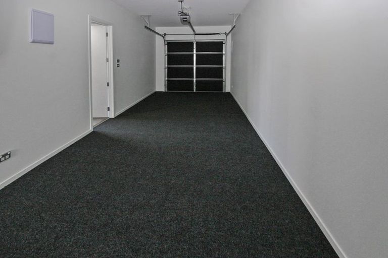 Photo of property in 1 Moki Place, Long Bay, Auckland, 0630