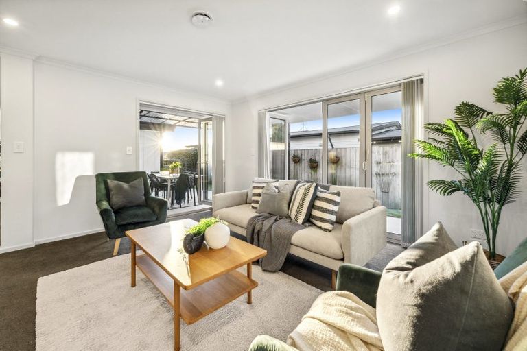 Photo of property in 31 Rochfort Crescent, Pyes Pa, Tauranga, 3112