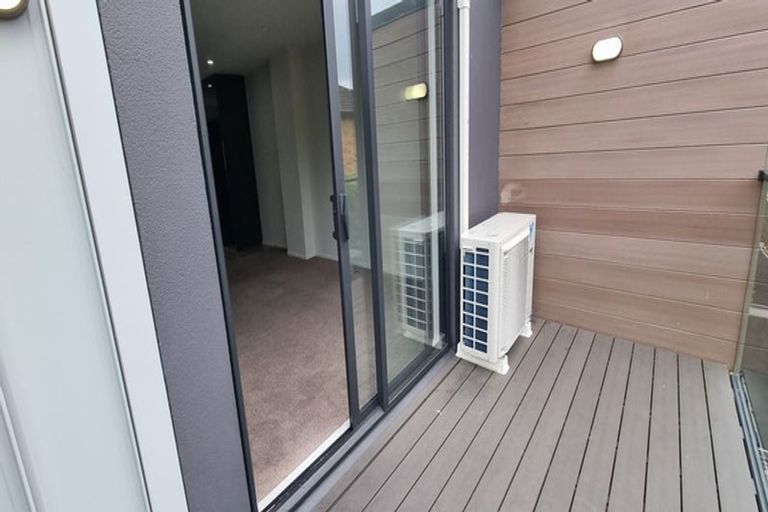 Photo of property in 37 Marumaru Lane, Manurewa, Auckland, 2102