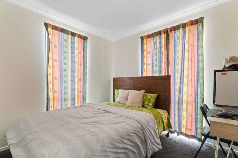 Photo of property in 1/322 West Coast Road, Glen Eden, Auckland, 0602