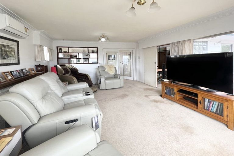 Photo of property in 72 Sunrise Avenue, Mairangi Bay, Auckland, 0630