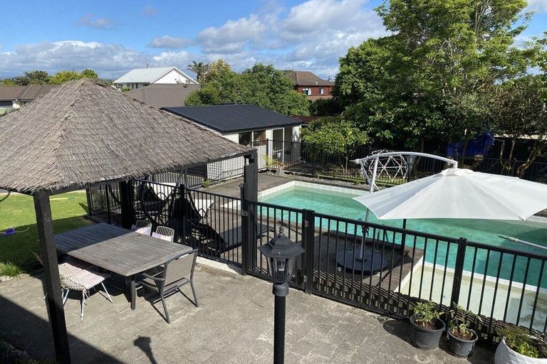 Photo of property in 9 Esmeralda Street, Welcome Bay, Tauranga, 3112