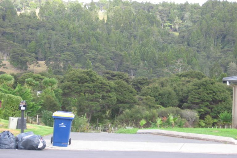 Photo of property in 17 Foothills Lane, Glen Eden, Auckland, 0602