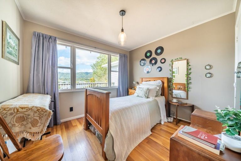 Photo of property in 121 Wainuiomata Road, Wainuiomata, Lower Hutt, 5014