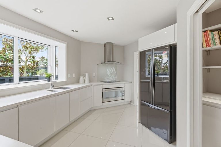 Photo of property in 481 Avonhead Road, Avonhead, Christchurch, 8042