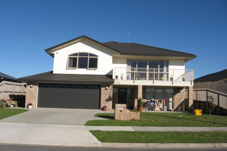 Photo of property in 25 Norm Pellow Drive, Manurewa, Auckland, 2105