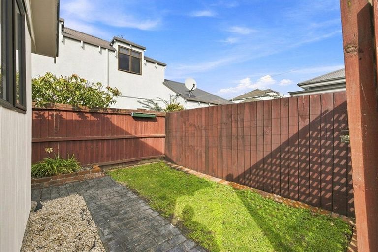Photo of property in 2/75 Spencer Street, Addington, Christchurch, 8024