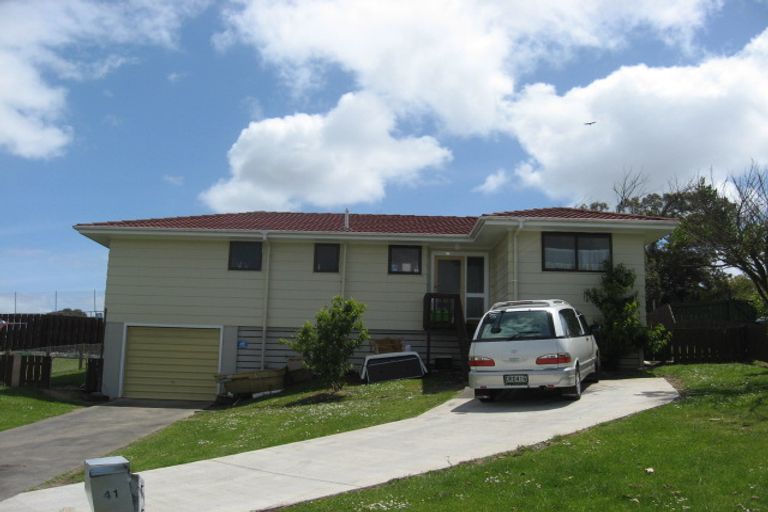Photo of property in 41 Hanford Place, Clendon Park, Auckland, 2103
