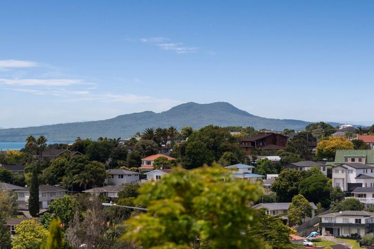 Photo of property in 93 Glamorgan Drive, Torbay, Auckland, 0630