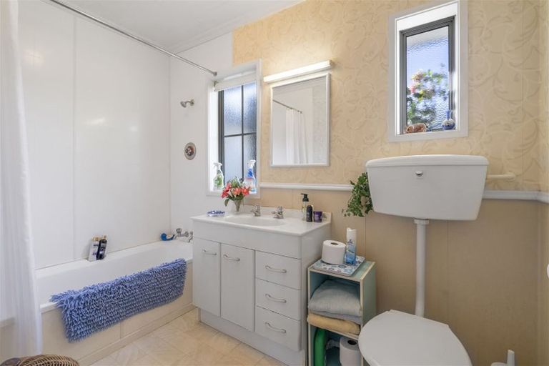 Photo of property in 6 Kowhai Avenue, Windsor, Invercargill, 9810