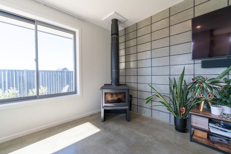 Photo of property in 11 Breaksea Street, Te Anau, 9600